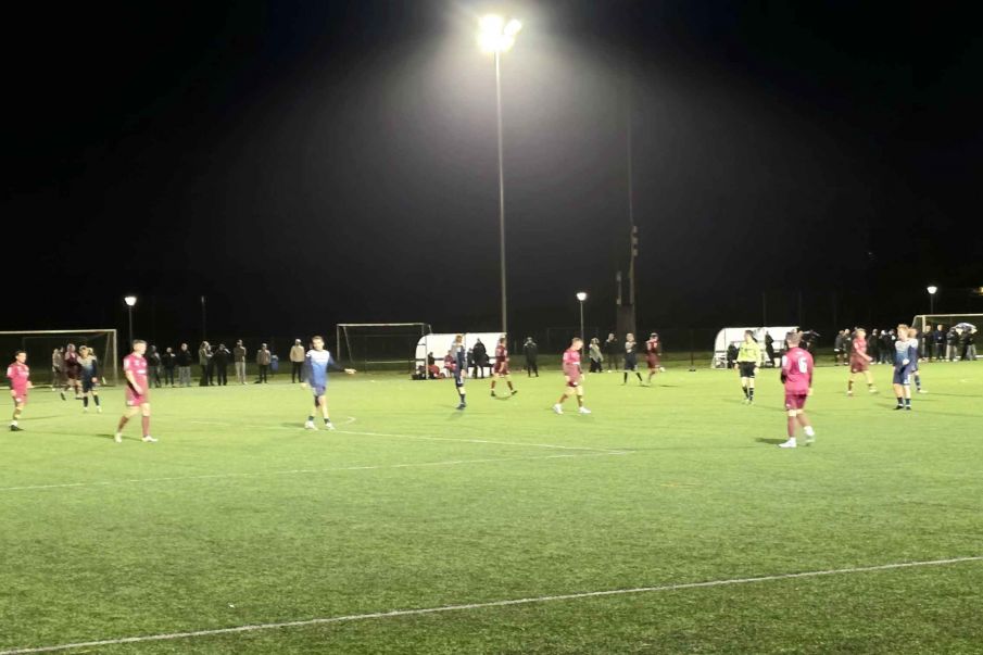 HTS Serie 1 fodbold – En sæson med hjerte, vilje og hjemmebanestyrke.