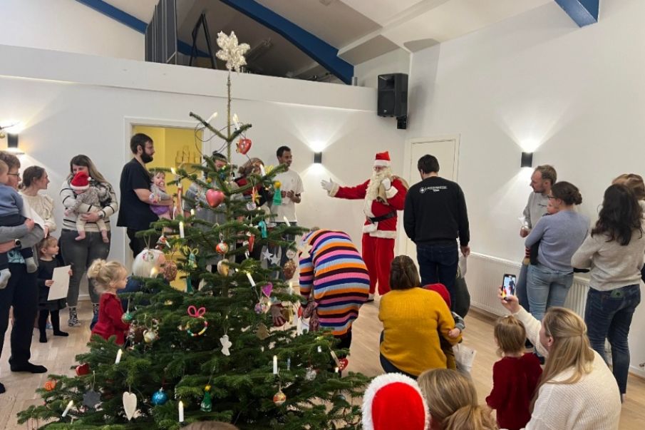 Spirene afholdte i dag deres årlige juletræsfest i Trim.