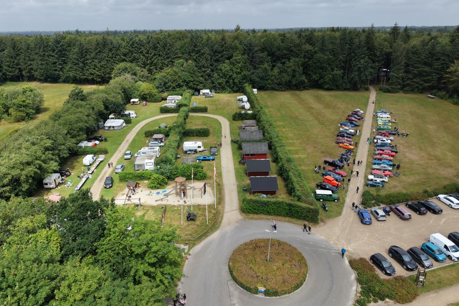 Fra Ringsted til Ølgod i Cadillac - stor opbakning til første veterantræf på Ølgod Campingplads