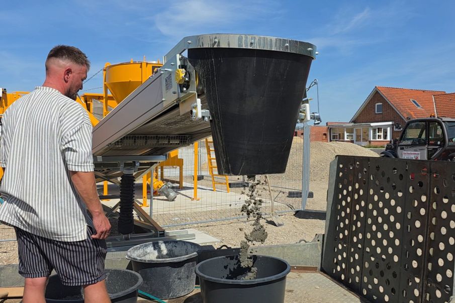 Åbent hus - nu åbner Toft Udlejning nye Fibo Collect drive‑in beton‑anlæg. .