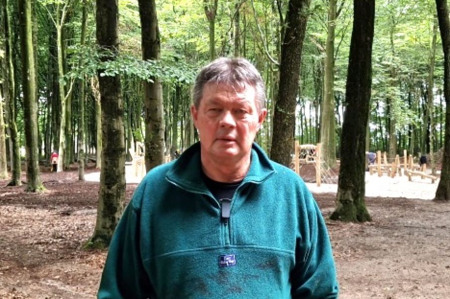 Arbejdsdag i Tistrup Anlæg, indslag med politiker Preben Friis-Hauge
